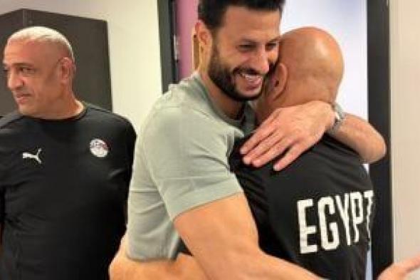 محمد الشناوى يعتذر لحسام حسن:"ما كنتش بعترض.. كان نفسى أكمل الماتش"