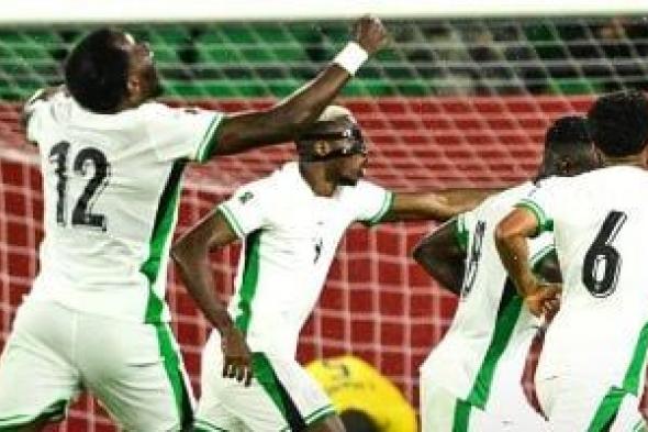 الاتحاد النيجيري يعتذر للرئيس والجمهور بعد جدل حول مدرب النسور