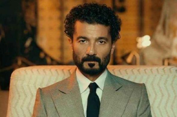 خالد النبوي يستعيد بداياته في ندوة تكريمه: “دخلت التمثيل بالصدفة”