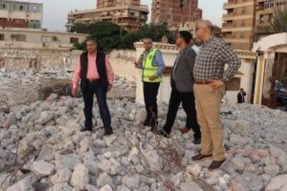 محافظ القليوبية يتفقد تنفيذ المرحلة الجديدة من ممشى أهل مصر في بنها