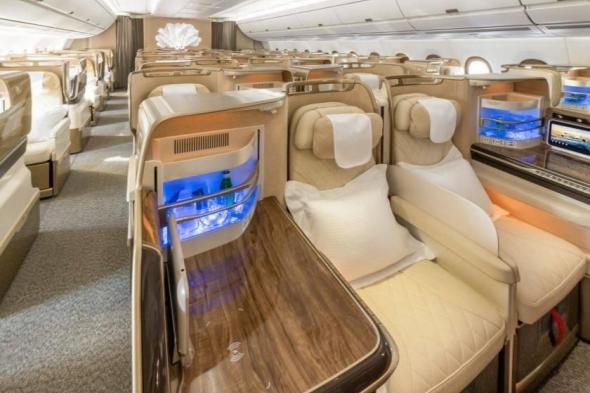 «طيران الإمارات» تطلق المرحلة الثانية من برنامج تحديث الأسطول