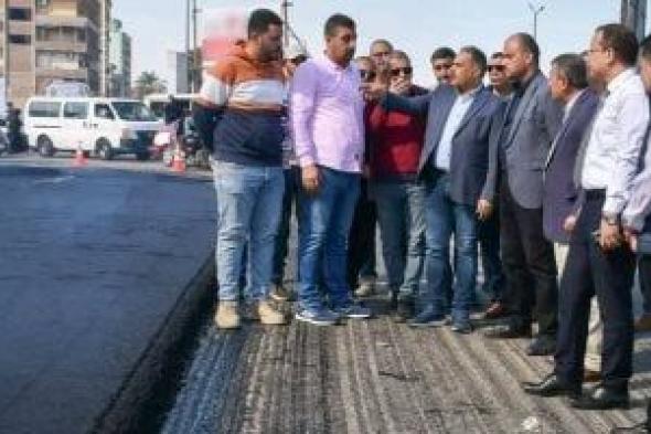 محافظ الشرقية يتابع أعمال رصف شارع سعد زغلول في الزقازيق