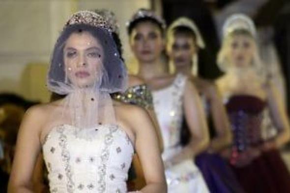 فقرات
استعراضية
وأزياء
تراثية
فى
قاعة
فيكتوريا
التراثية
بالهند