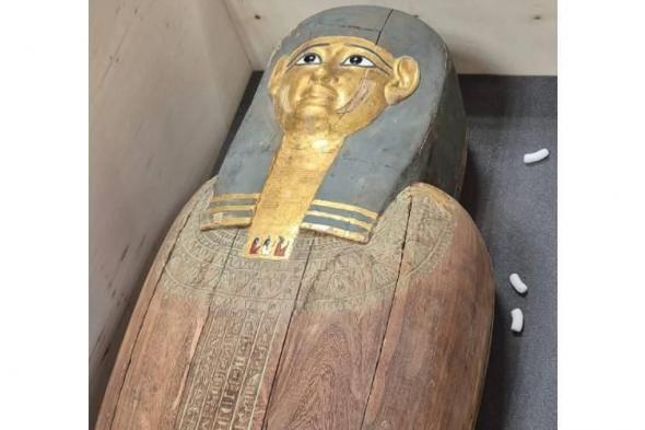 مصر
      تستعيد
      قطعتين
      أثريتين
      من
      بلجيكا