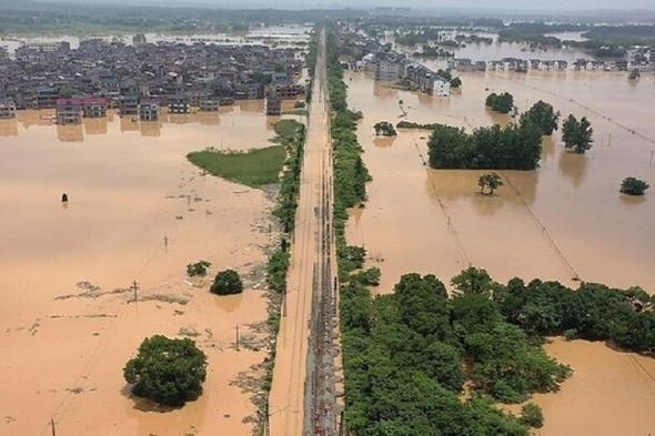 حصيلة
    ضحايا
    الفيضانات
    في
    3
    دول
    آسيوية
    تتجاوز
    1100
    شخص