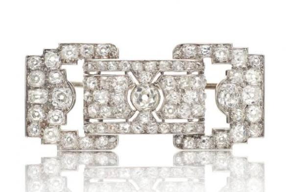 «سوذبيز»
      تفتتح
      أسبوع
      أبوظبي
      الأول
      لهواة
      جمع
      المقتنيات