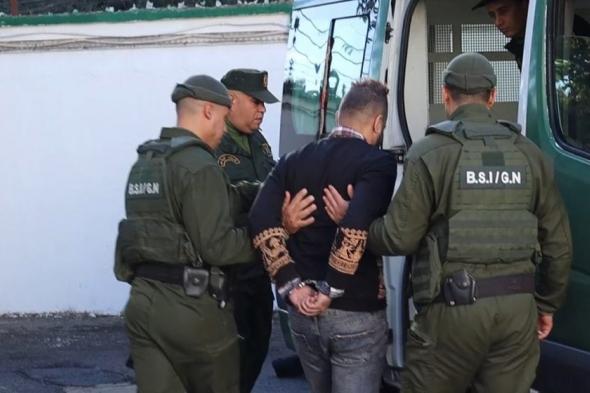 بجاية..
الدرك
يكشف
مزرعة
سرية
للقنب
الهندي
ويوقف
شخصًا
بواد
غير