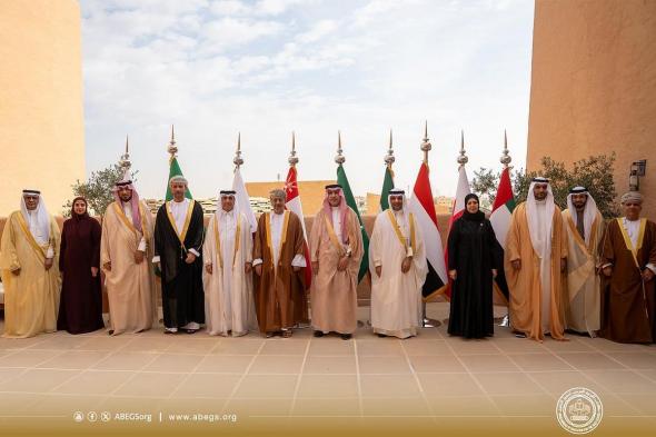 "التربية
العربي"
يعقد
اجتماعه
الـ95
في
الرياض
ويستعرض
خارطة
تطوير
التعليم
واحتفاء
بـ50
عامًا
من
العمل
الخليجي
المشترك