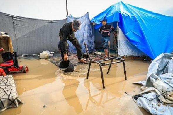 الأونروا:
فلسطينيو
غزة
يواجهون
معاناة
جديدة
بسبب
العاصفة
بايرون