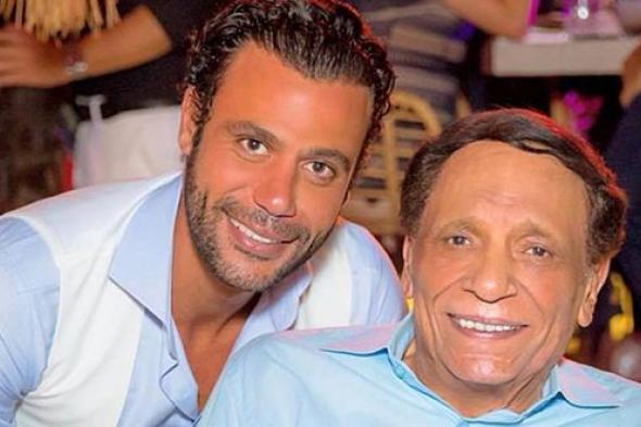 محمد
إمام
يطمئن
جمهور
الزعيم
بفيديو
لافت