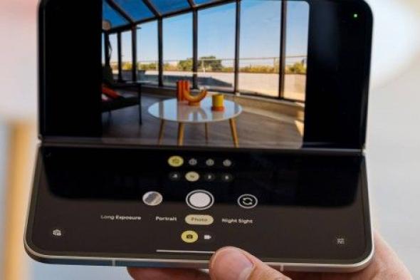 هاتف
Google
Pixel
9
Pro
Fold
يحصل
على
ميزة
تقسيم
عرض
الكاميرا
من
Pixel
10
Pro
Fold