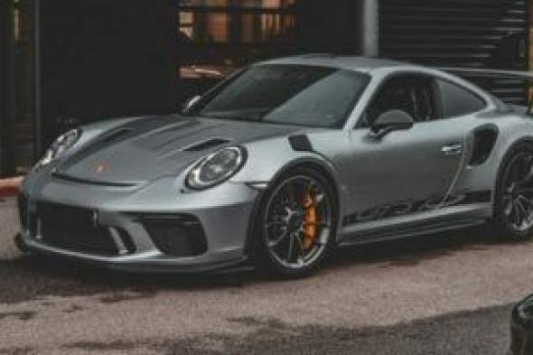 توقف
مفاجئ
يصيب
سيارات
بورش
فى
مختلف
المناطق
الروسية