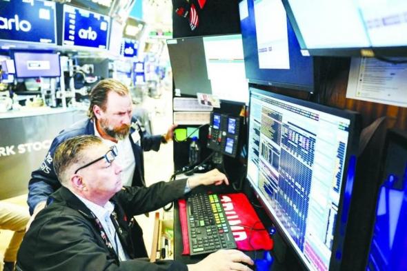 «وول
      ستريت»
      تتراجع
      بعد
      بيانات
      وظائف
      متأخرة
      تعكس
      ضعف
      الاقتصاد