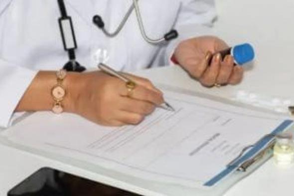 ما
بتعرفش
تقرأ
الروشتة..
الهند
تلزم
الأطباء
الكتابة
بوضوح