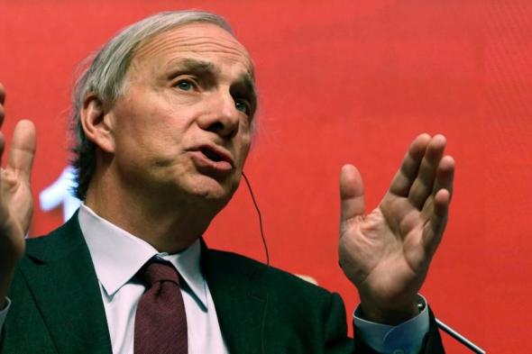 بلاك
روك
وراي
داليو
يسهمان
في
تمويل
حسابات
استثمار
لأطفال
أمريكيين