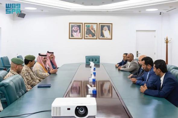 السفير
    آل
    جابر
    يثمن
    جهود
    فريق
    مفاوضات
    المحتجزين
    ويؤكد
    دعم
    المملكة
    للإفراج
    الكامل