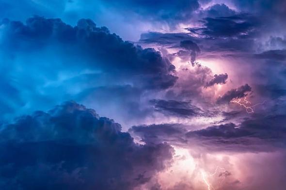 "الأرصاد":
    أمطار
    وصواعق
    رعدية
    ورياح
    نشطة
    على
    الباحة
    ومحافظاتها