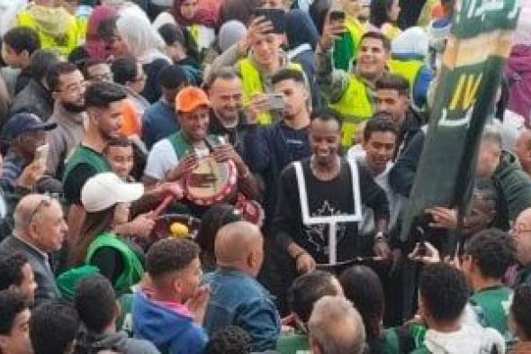 إقبال
على
انتخابات
نادى
الاتحاد
فى
الإسكندرية