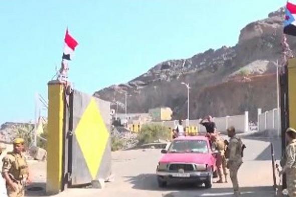 كاتب
    سياسي:
    المملكة
    حريصة
    على
    وحدة
    الصف
    اليمني
    وعدم
    الجنوح
    إلى
    النزعة
    الانفصالية