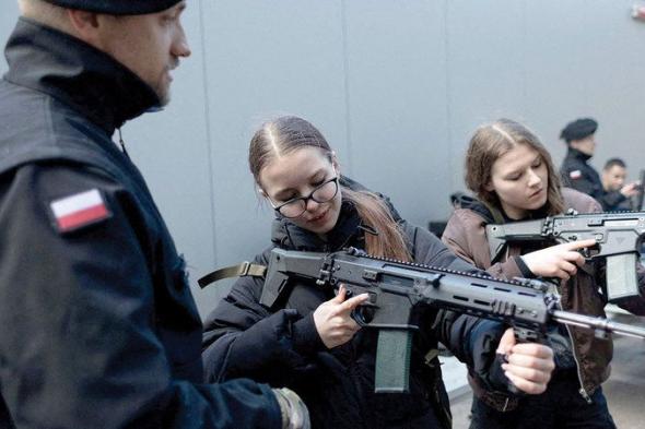 روسيا تثير المخاوف من حرب على أوروبا «غير المستعدة» للدفاع عن نفسها