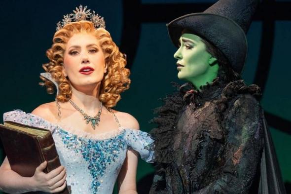 دبي
      أوبرا
      تستضيف
      «ويكد»
      بين
      28
      يناير
      و15
      فبراير