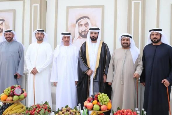 حفل
      عشاء
      بمناسبة
      زفاف
      مانع
      سالم
      النعيمي