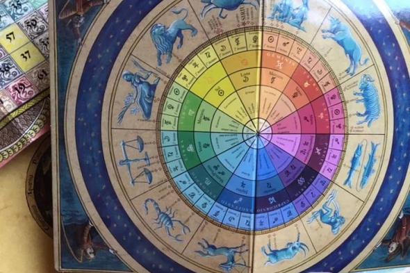 أبراج
اليوم
الثلاثاء
30
ديسمبر
2025
العامة
في
الحب
والعمل
والصحة