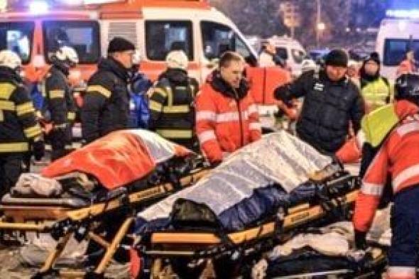 40
قتيلا
و100
مصاب
فى
حريق
بحانة
خلال
احتفالات
رأس
السنة
بسويسرا..
فيديو