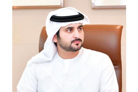 مكتوم بن محمد: القادم أفضل لمن يؤمن بالعمل ويصنع الفرص