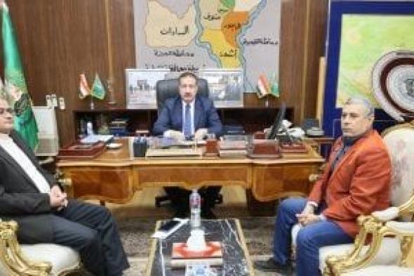 محافظ
المنوفية
يناقش
الموقف
التنفيذى
لمشروع
صرف
صحى
كفر
مناوهلة