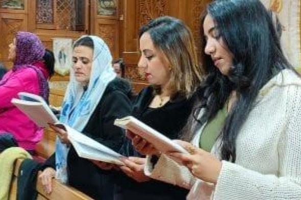 أجواء
احتفالية
في
كنيسة
الأنبا
بيشوي
في
محافظة
بورسعيد..
فيديو
وصور