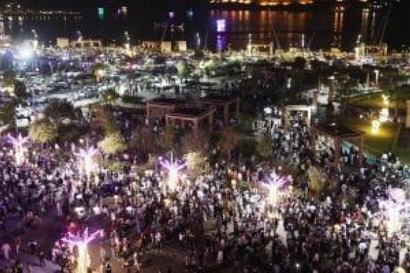 محافظ
أسوان:
الاحتفال
برأس
السنة
جاء
ثمرة
استعدادات
مبكرة