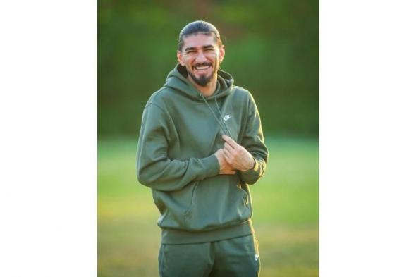 الزوراء
العراقي
يرفض
التخلي
عن
أكام
هاشم