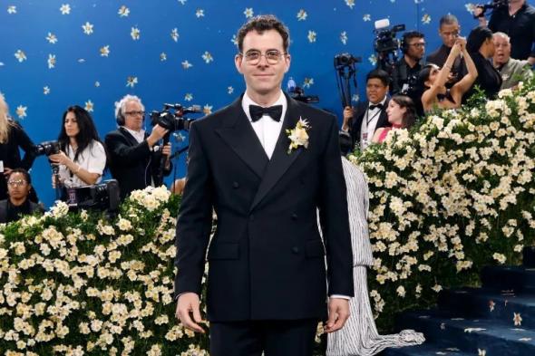 "إنستغرام
القديم
مات"
من
وجهة
نظر
مدير
المنصة