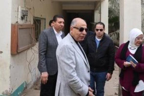 محافظ
المنيا
فى
جولة
ميدانية
لتعظيم
الاستفادة
من
الأراضى
غير
المستغلة
بحى
جنوب