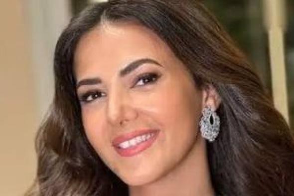 فى
عيد
ميلادها..
دنيا
سمير
غانم
ضحكة
الجيل
الجديد
فى
الفن