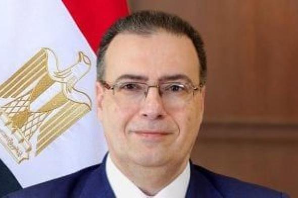 رئيس
الجهاز
المركزى
للتنظيم
والإدارة
يستعرض
خطة
تطوير
منظومة
التوظيف
ومسابقات
العام
الجديد