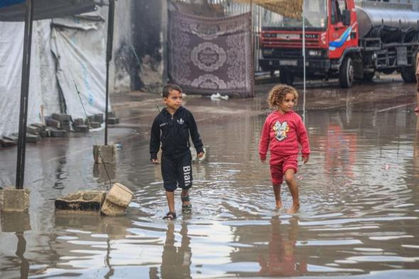 مخاوف
من
تفشي
مرض
"ليبتوسبيروز"
في
غزة