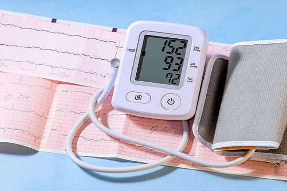 ضغط
    الدم
    المرتفع..
    تهديد
    صامت
    يهاجم
    القلب
    والكلى
    بأعراض
    يجب
    عدم
    تجاهلها