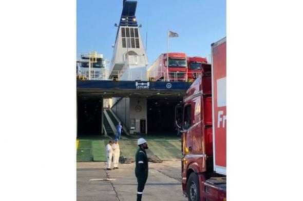 الموالح
المصرية
تصل
إلى
أسواق
الكاريبي