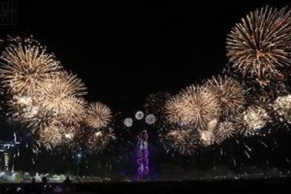 العاصمة
الجديدة
تتألق
بعروض
ضوئية
مذهلة
فى
احتفالات
رأس
السنة
2026..
صور