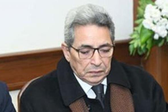 هنيدى
ومحمود
سعد
وسهير
رمزى
وأكرم
حسنى
فى
عزاء
والدة
هانى
رمزى