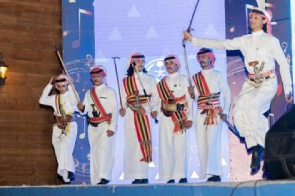 «ليالي
    المحافظات»
    تُبرز
    حضور
    صامطة
    في
    مهرجان
    جازان
    2026