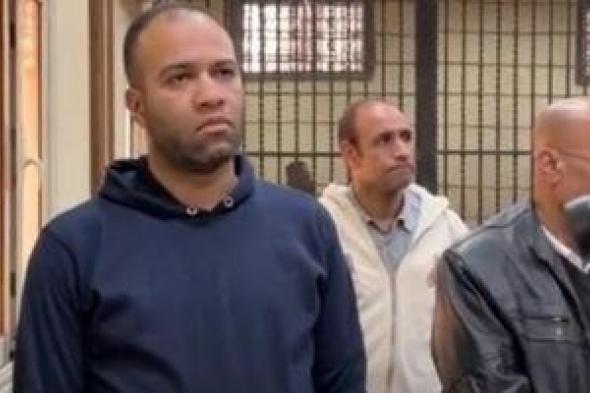 المفتى
يتسلم
رسميا
أوراق
المتهم
بقتل
أطفال
فيصل
والرأى
الشرعى
فى
إعدامه
خلال
أيام