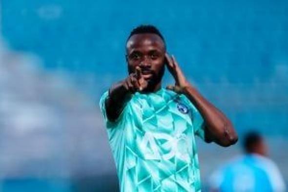 بيراميدز
يرفض
شروط
فيستون
ماييلى
لتجديد
تعاقده