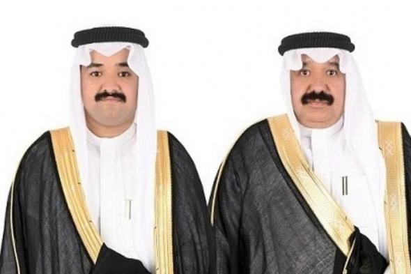 خضران
    الزهراني
    يحتفل
    بزواج
    ابنه
    "عمر"
    بجدة