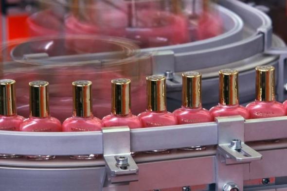 فرنسا
تبدأ
حظر
«الكيماويات
الأبدية»...
تعرّف
إلى
المنتجات
التي
ستختفي
من
الأسواق