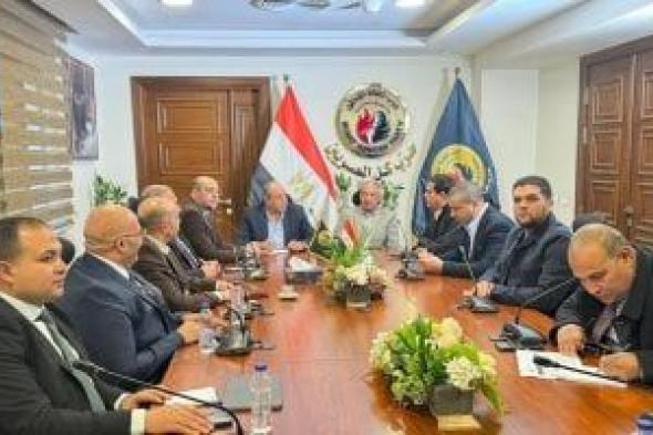 غرفة
عمليات
حماة
الوطن
تستأنف
متابعة
التصويت
بجولة
الإعادة
في
الدوائر
الملغاة