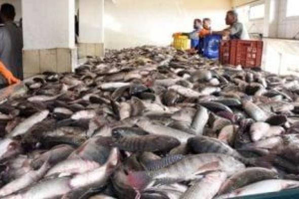 القانون
يحظر
إقامة
مشروع
سمكى
دون
ترخيص
ورسوم
سنوية
2000
جنيه
للفدان