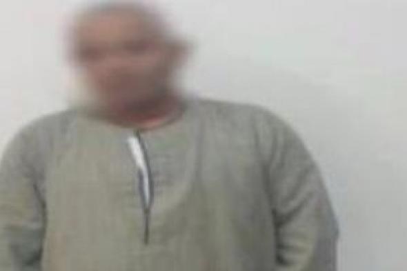 وزارة
الداخلية
تضبط
3
أشخاص
لتوزيع
كروت
بمحيط
لجان
المنيا